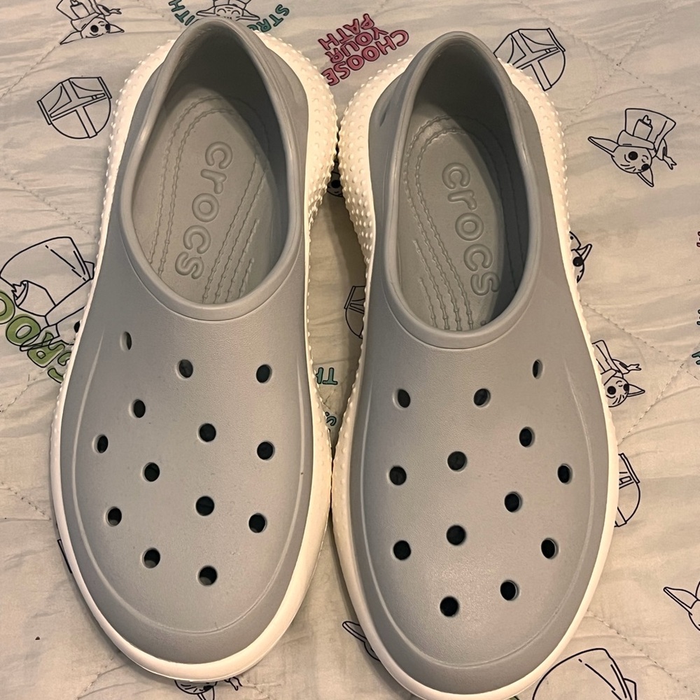 Crocs Women's Gray Clogs